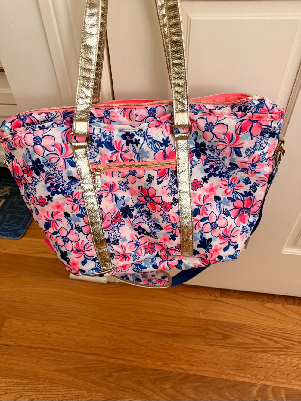 Lilly Pulitzer Pink, Navy, Pink & White Floral Tote Beach Gym bag